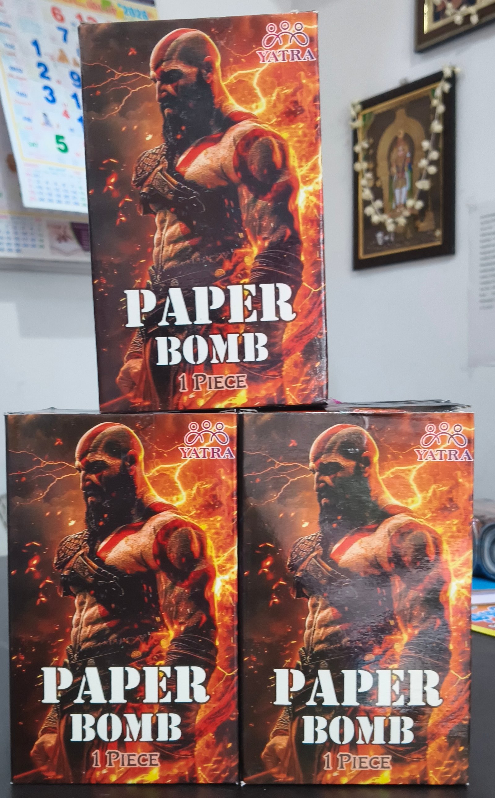 1/2 KG JOKER PAPER BOMB (1 pcs)